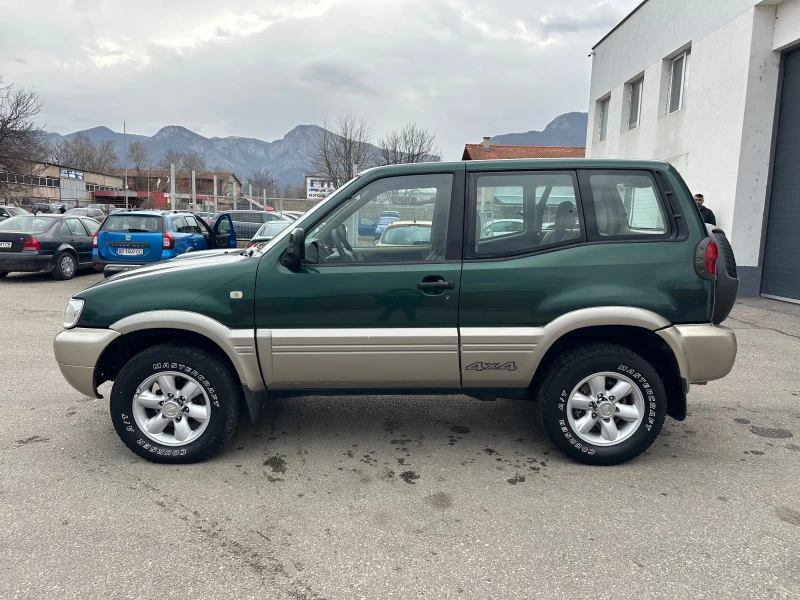 Nissan Terrano 2.7TDI 4x4 Климатик Италия, снимка 4 - Автомобили и джипове - 48814992