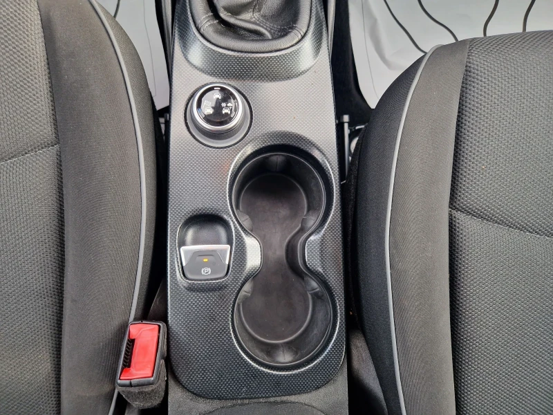 Fiat 500X 1.4T 140kc Euro6, снимка 15 - Автомобили и джипове - 51270115