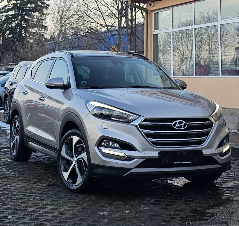 Hyundai Tucson 2.0 CRDI 4WD 185к.с. Keyless Панорама, снимка 3 - Автомобили и джипове - 53343140