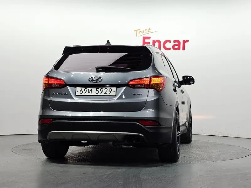 Hyundai Santa fe 2.2 2WD EXCLUSIVE, снимка 4 - Автомобили и джипове - 55801071