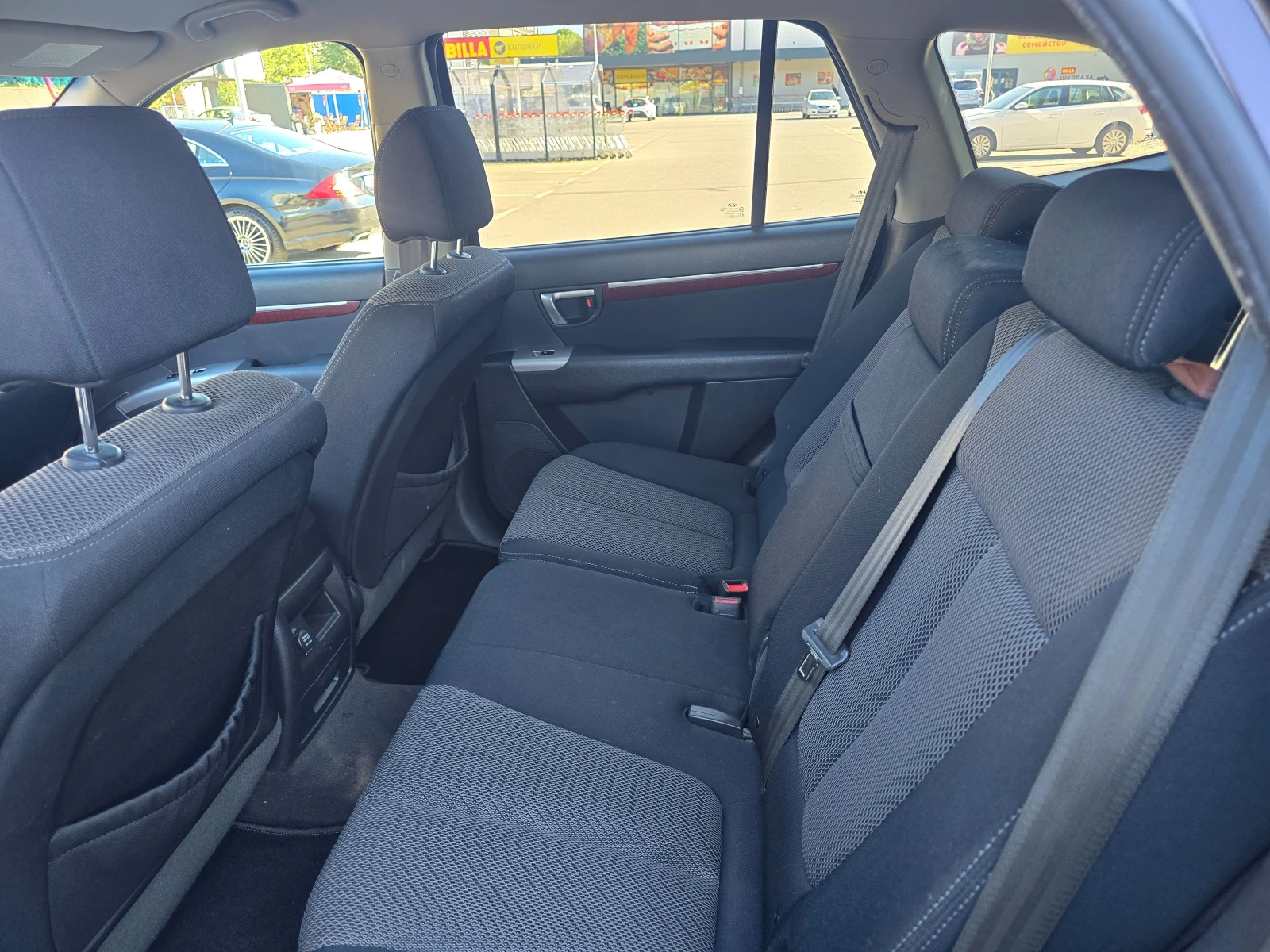 Hyundai Santa fe 2.2d - 4x4 Автоматик   - изображение 10