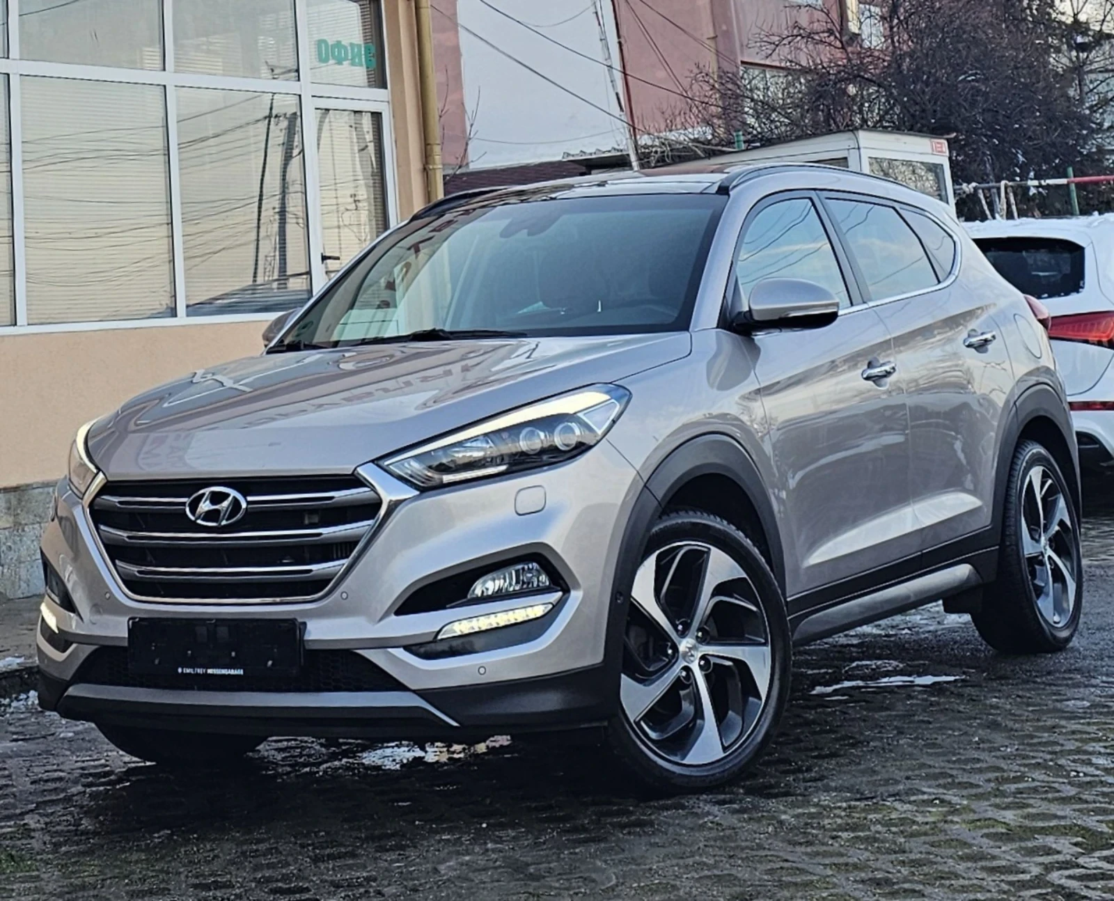Hyundai Tucson 2.0 CRDI 4WD 185�.�. Keyless �������� | Mobile.bg � ����������� 1