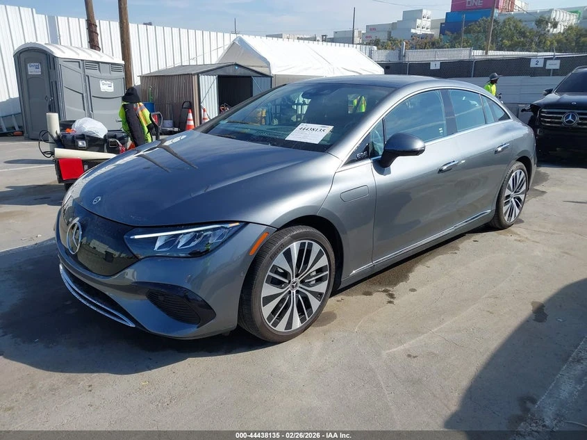 Mercedes-Benz EQE 350+ , снимка 2 - Автомобили и джипове - 54094641