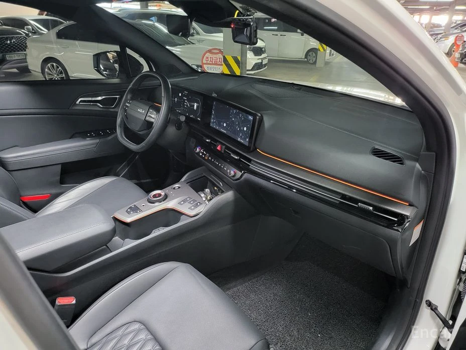 Kia Sportage DIGITAL* HEADUP* 360 КАМ* ОБДУХВАНЕ* , снимка 8 - Автомобили и джипове - 54260100