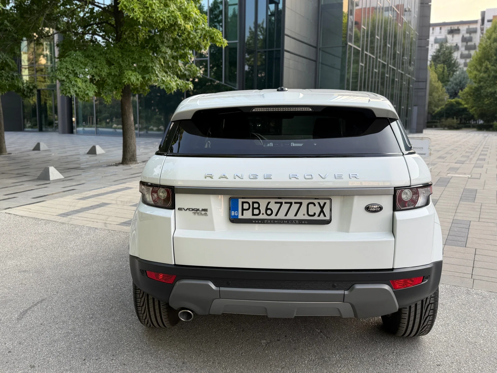 Land Rover Range Rover Evoque, снимка 7 - Автомобили и джипове - 55348324