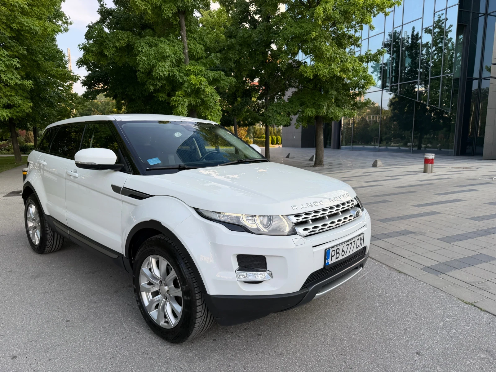 Land Rover Range Rover Evoque, снимка 6 - Автомобили и джипове - 55348324