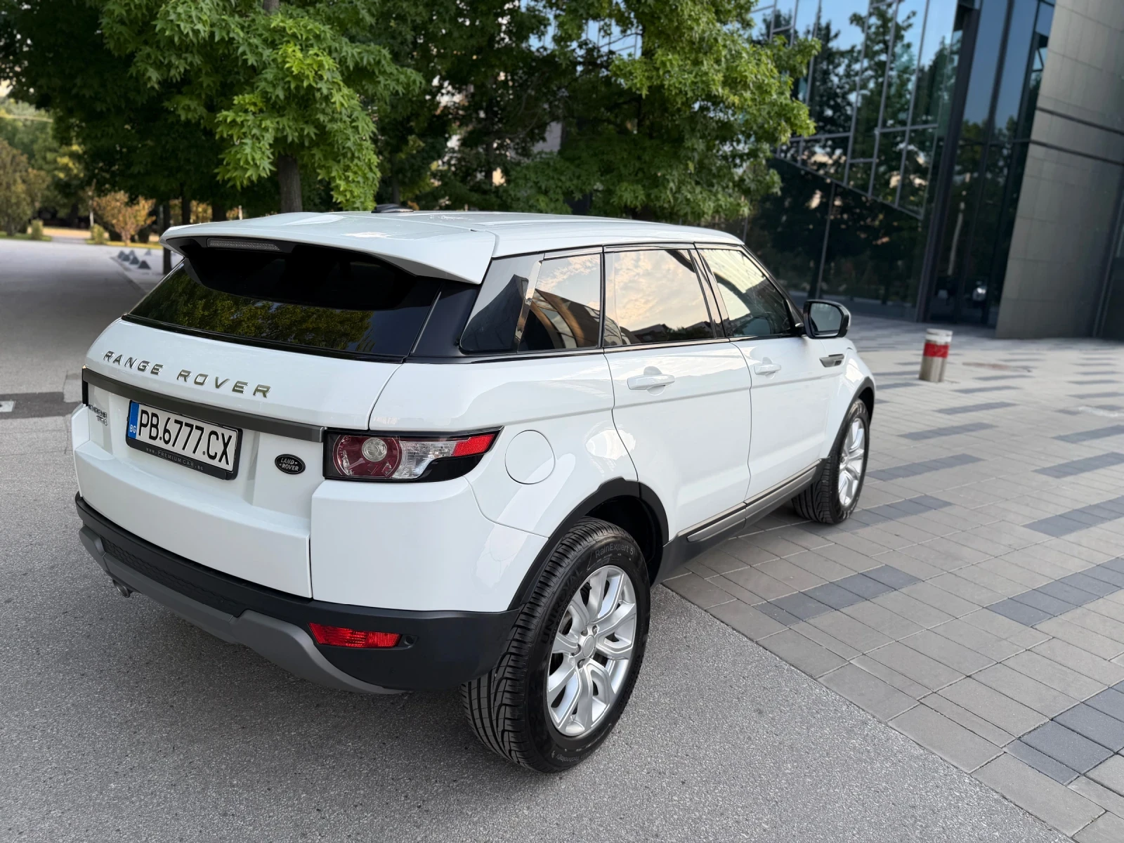 Land Rover Range Rover Evoque, снимка 10 - Автомобили и джипове - 55348324