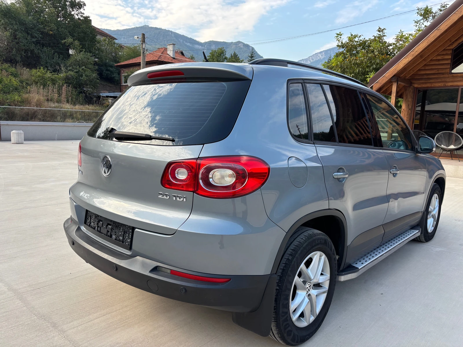 VW Tiguan 2, 0tdi.4x4, 140k.Evro 5, , снимка 4 - Автомобили и джипове - 56038219