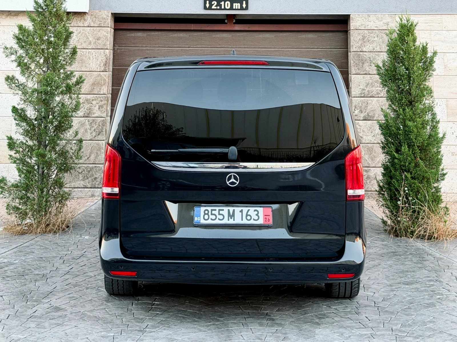 Mercedes-Benz V 250 Extra Long 7+ 1 360 Camera 7G-Tronic ЛИЗИНГ, снимка 6 - Бусове и автобуси - 55408714