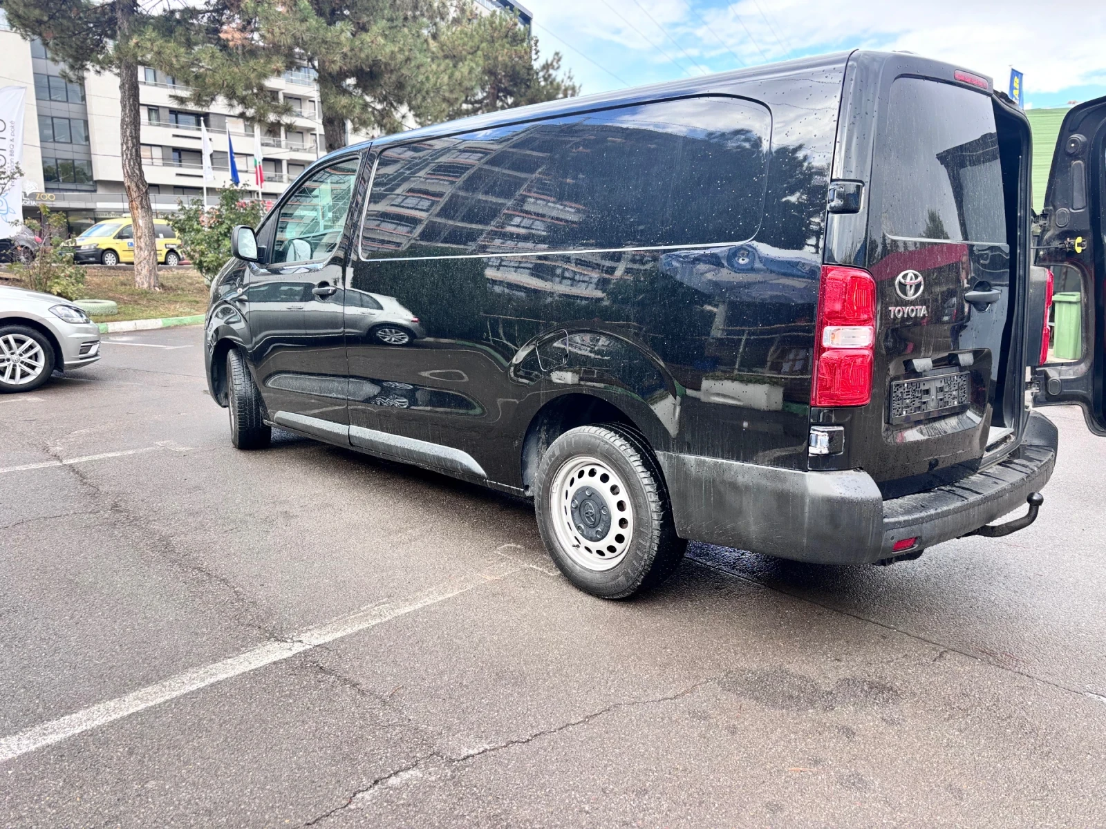 Toyota Proace Max Long, снимка 6 - Бусове и автобуси - 56538758