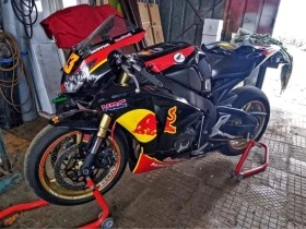     Honda Cbr 1000RR SC59 