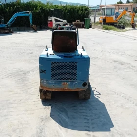      Kubota KH007 *  *  * 