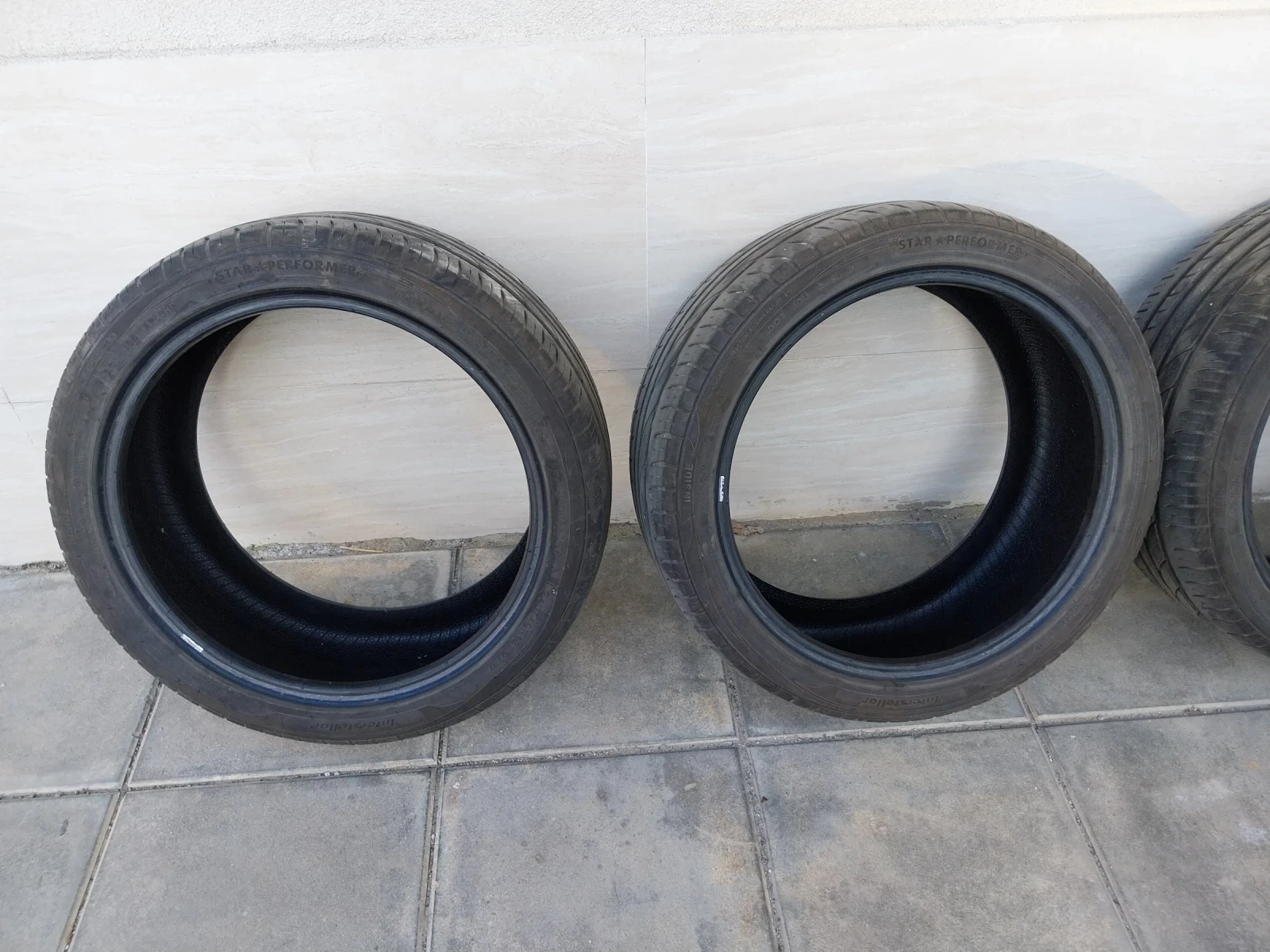 Гуми Летни 245/40R18, снимка 12 - Гуми и джанти - 54231721