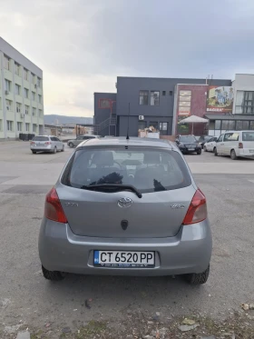 Toyota Yaris, снимка 8