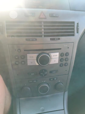Opel Astra H, снимка 5