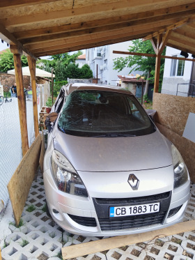 Renault Scenic, снимка 1 - Автомобили и джипове - 45673518