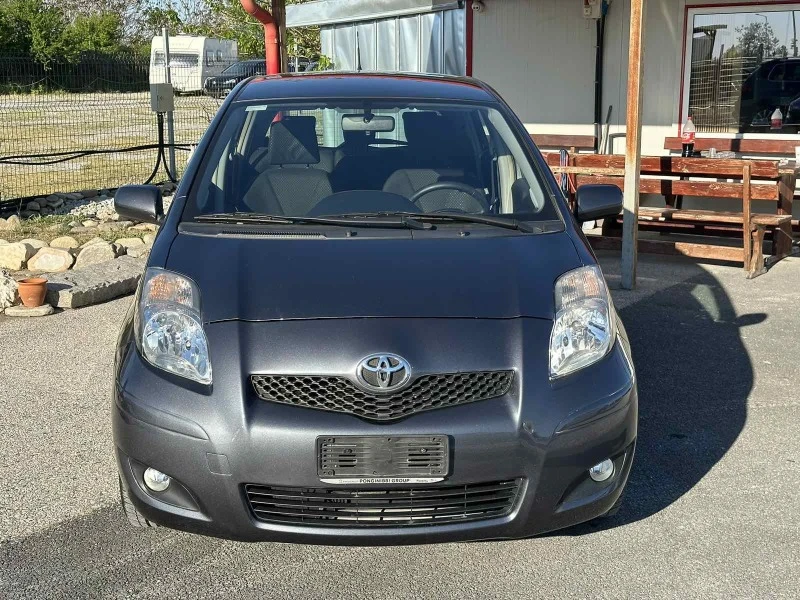 Toyota Yaris 1.33i, снимка 2 - Автомобили и джипове - 45217608