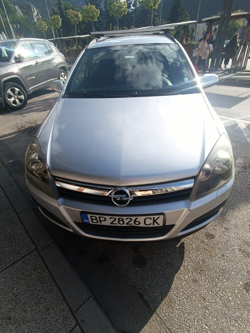 Opel Astra 1.9 CDTI, снимка 1 - Автомобили и джипове - 45471497