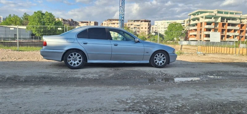 BMW 528, снимка 6 - Автомобили и джипове - 46948944