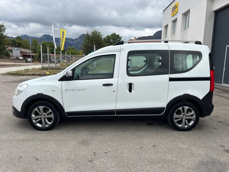 Dacia Dokker 1.5dCi Stepway Навигация Euro 6B, снимка 4 - Автомобили и джипове - 47207641