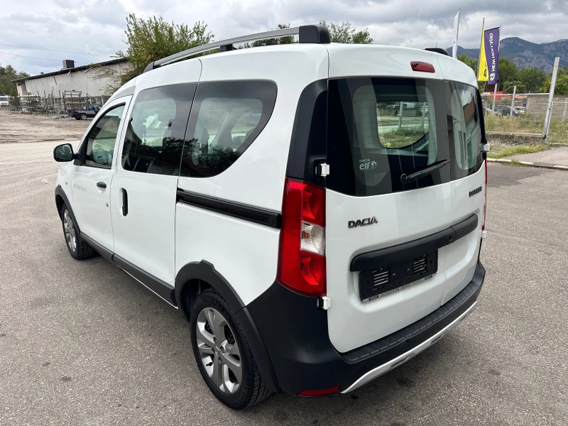 Dacia Dokker 1.5dCi Stepway Навигация Euro 6B, снимка 5 - Автомобили и джипове - 47207641