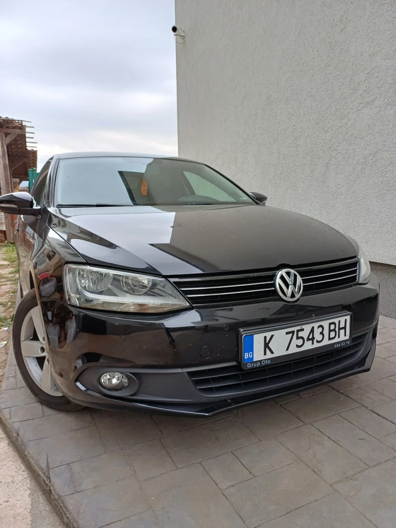 VW Jetta, снимка 1 - Автомобили и джипове - 47796551