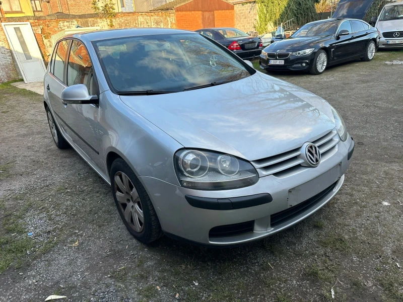 VW Golf, снимка 1 - Автомобили и джипове - 49525284