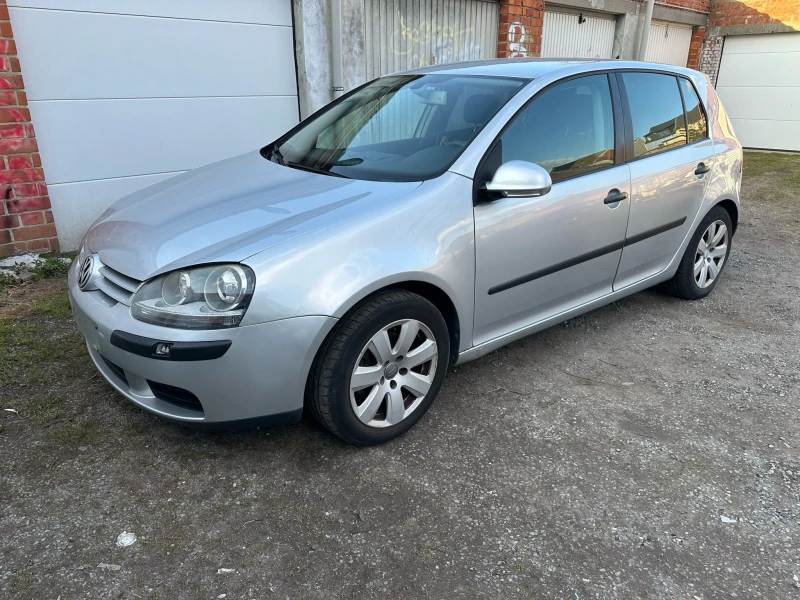 VW Golf, снимка 2 - Автомобили и джипове - 49525284