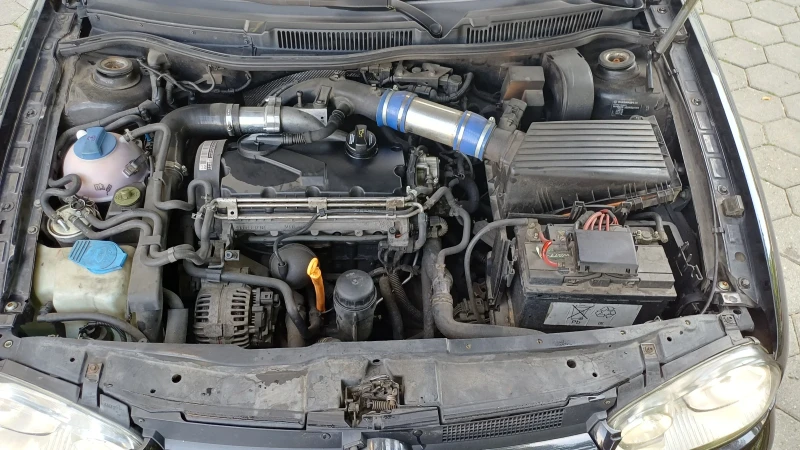 VW Golf Цял за части, снимка 11 - Автомобили и джипове - 52394935