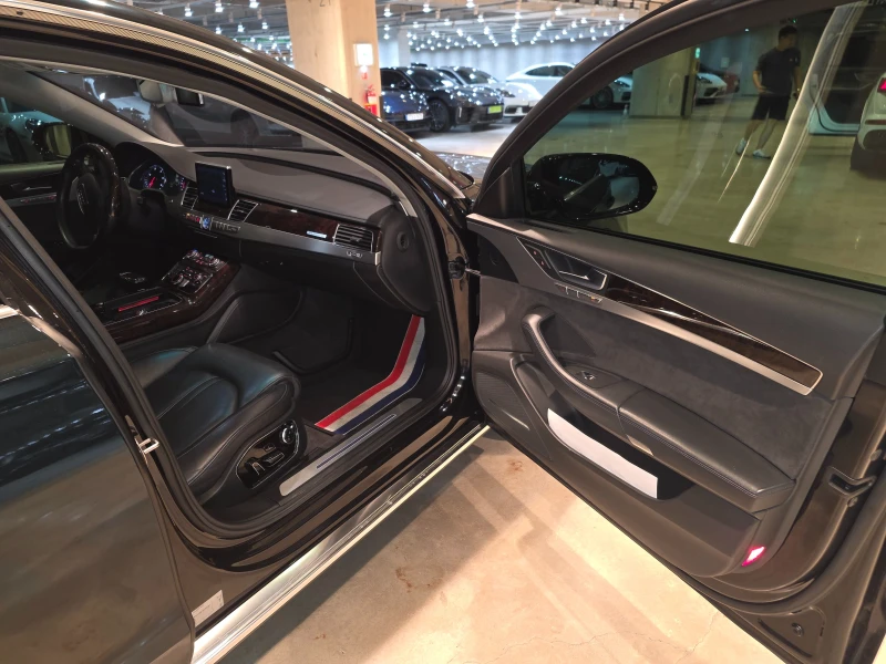 Audi A8 4.2 TDI ОЧАКВАН ВНОС - ПЕРФЕКТНА, снимка 15 - Автомобили и джипове - 52522912