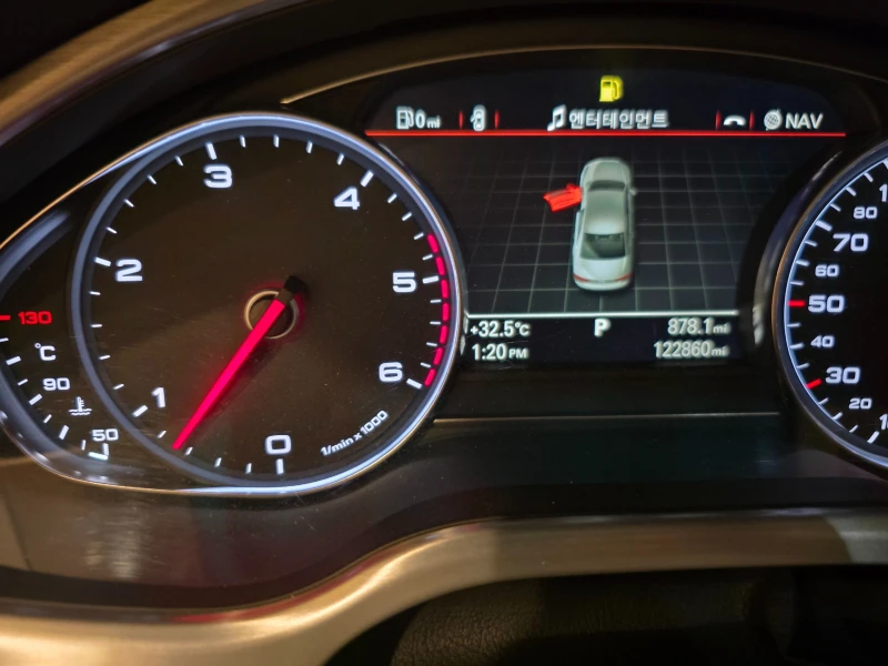 Audi A8 4.2 TDI ОЧАКВАН ВНОС - ПЕРФЕКТНА, снимка 16 - Автомобили и джипове - 52522912