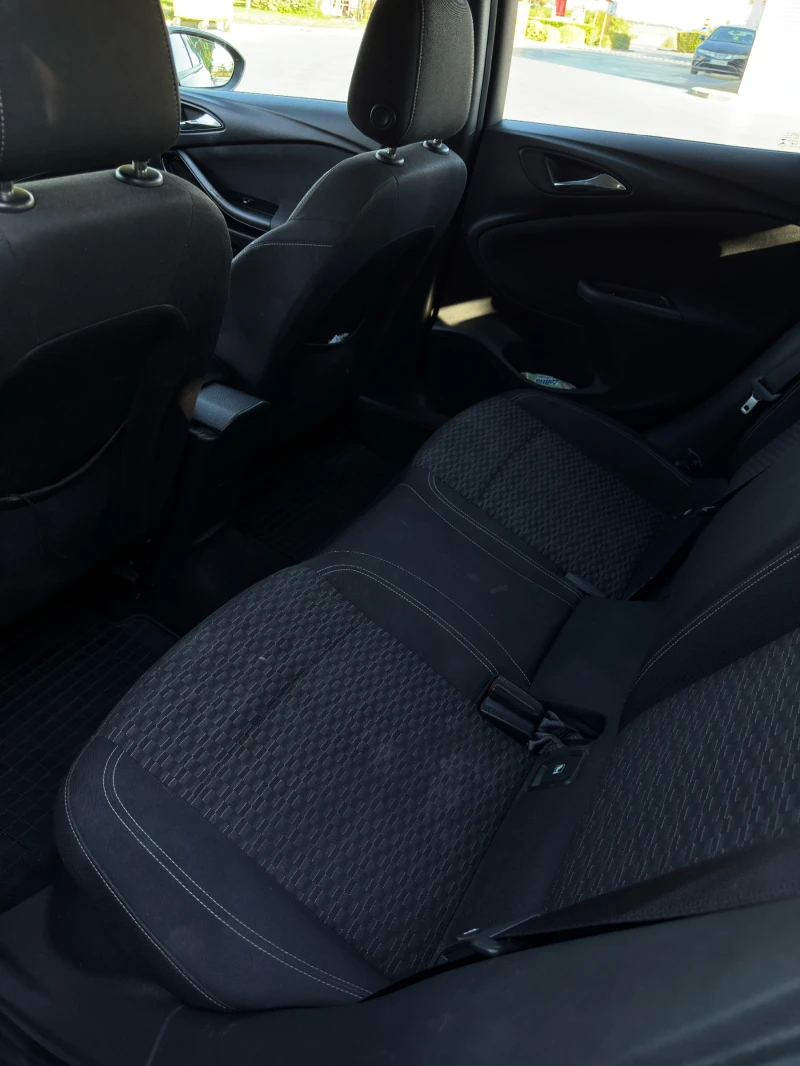 Opel Astra, снимка 6 - Автомобили и джипове - 53009936