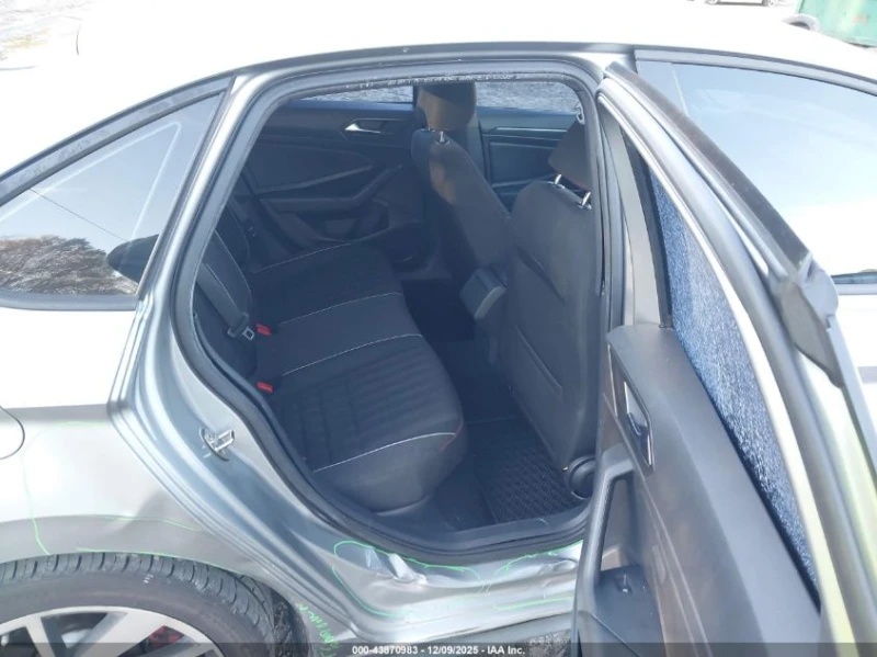 VW Jetta 2l Volkswagen Gli 2.0T 35Th Anniversary Edition/2., снимка 8 - Автомобили и джипове - 53168928