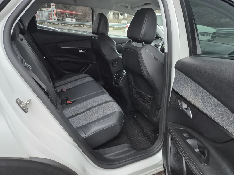 Peugeot 3008  ALLURE/1, 5hdi/EAT8/LED/, снимка 8 - Автомобили и джипове - 53344993