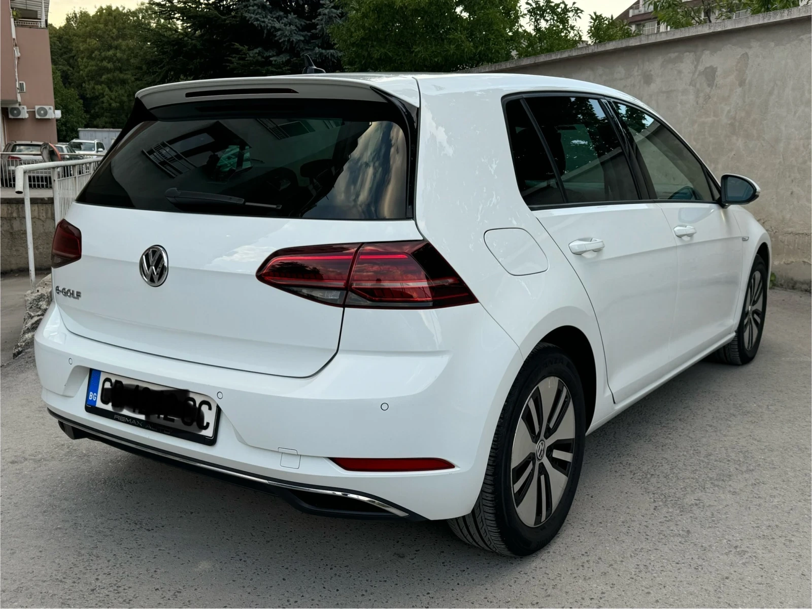 VW Golf VW GOLF E-Golf, 36kwh - изображение 6