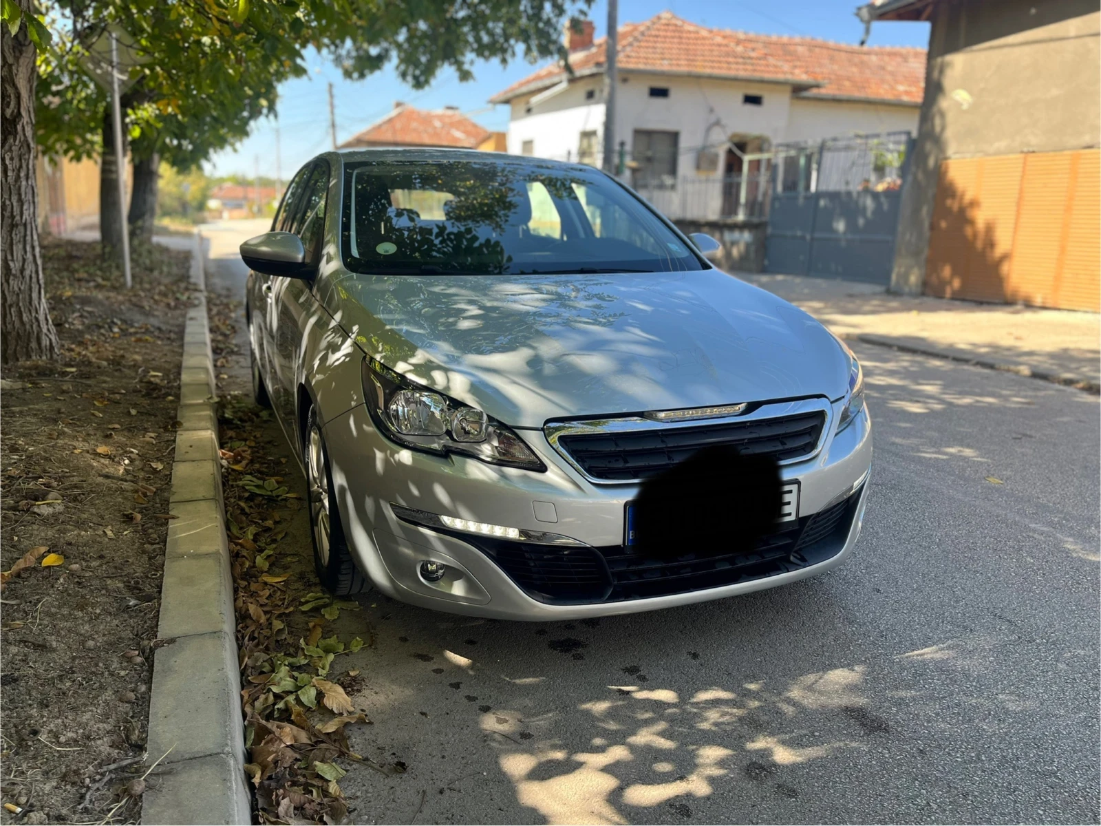 Peugeot 308 1.6 HDI 92 - изображение 2