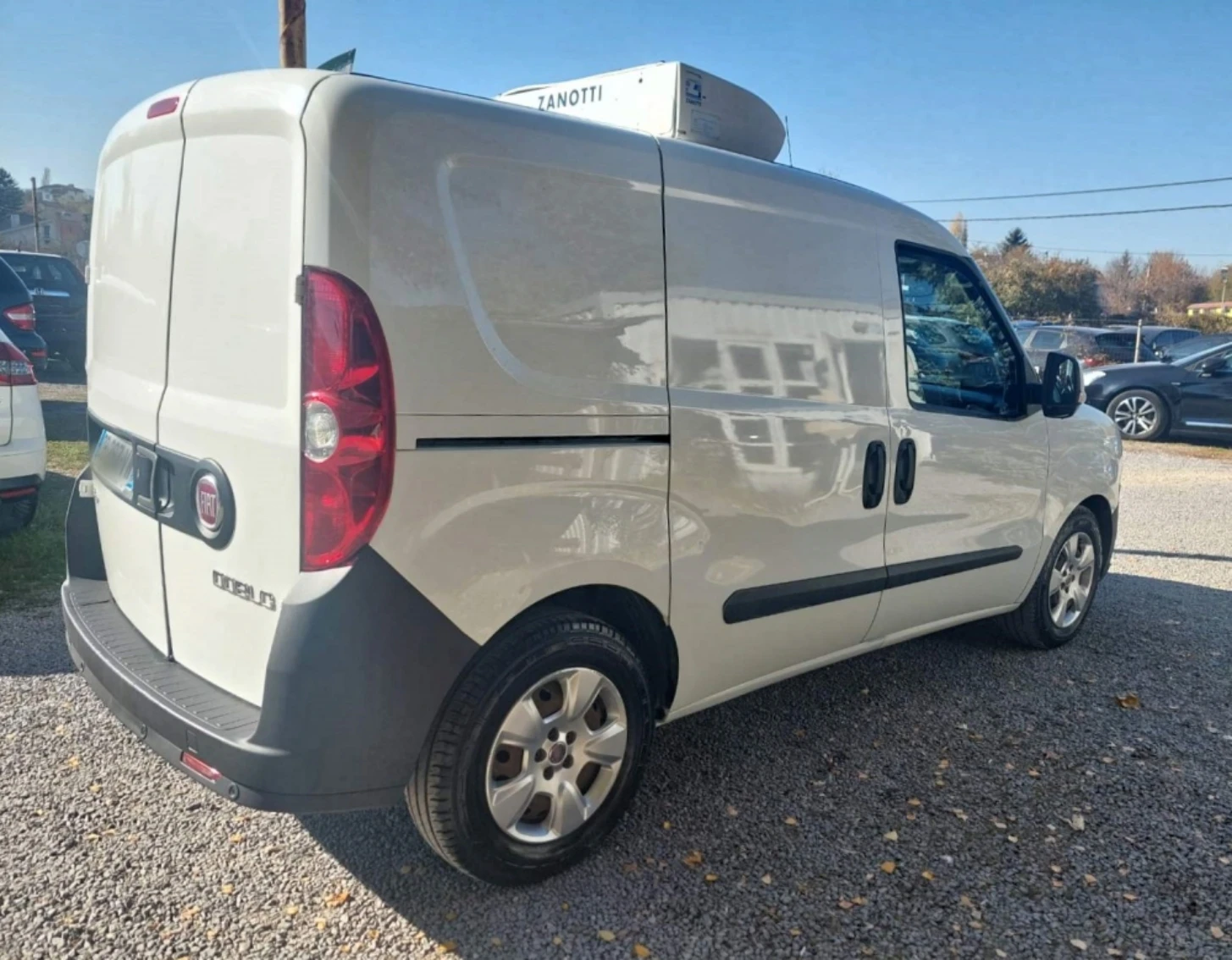 Fiat Doblo 1.6D 105hp -20 FRIGO - изображение 6