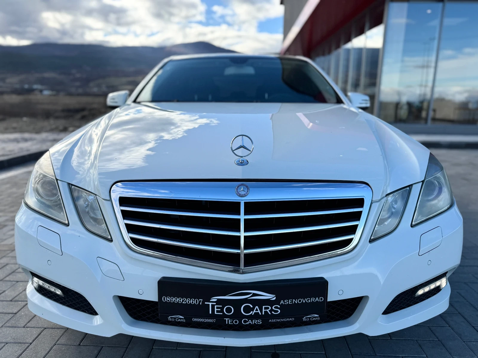 Mercedes-Benz E 350 CDI 231к.с / AVANTGARDE / KOJA / CAMERA / XENON - изображение 2