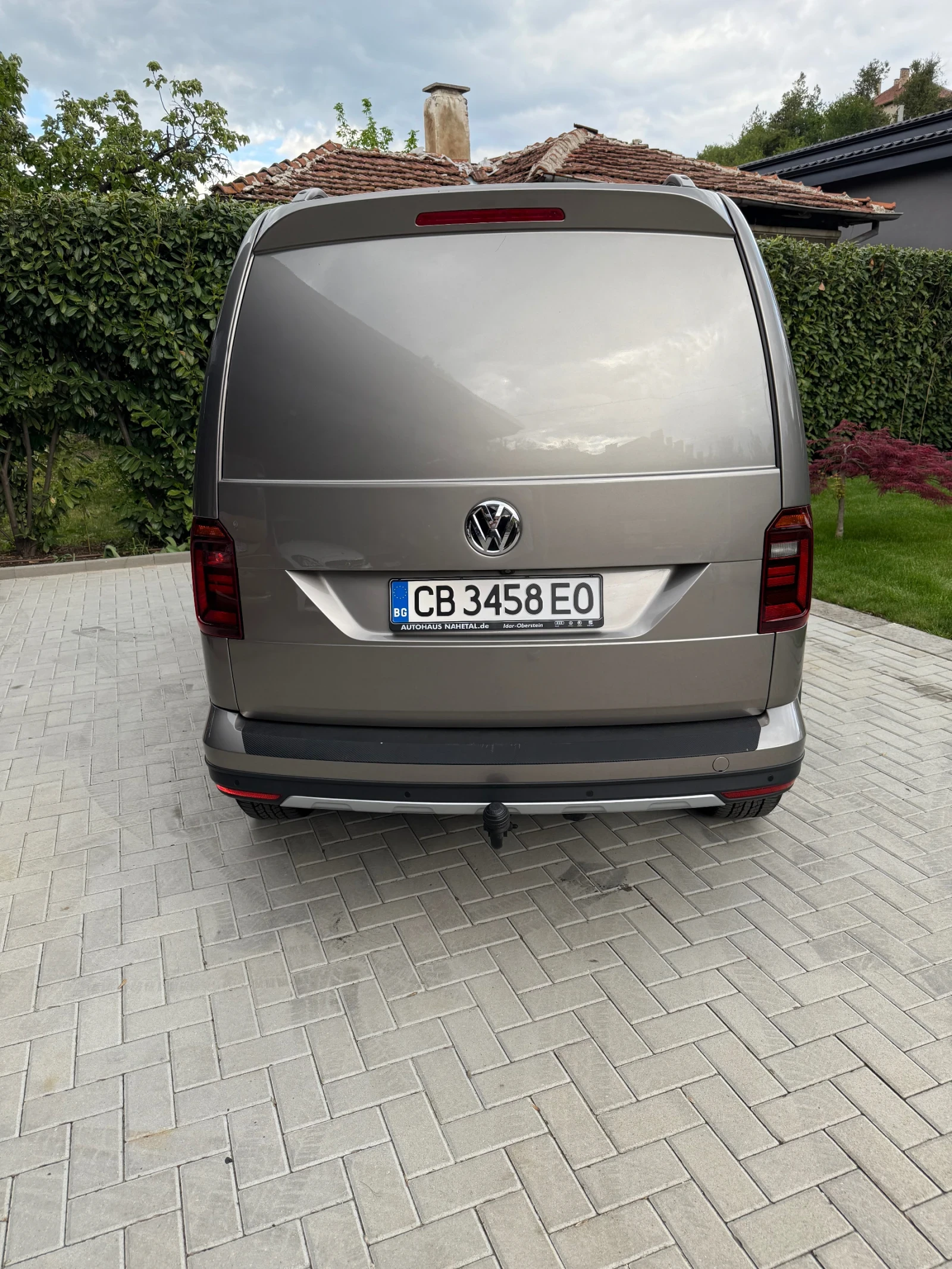 VW Caddy Alltrack DSG 4x4 Distronik navi kamera - изображение 7