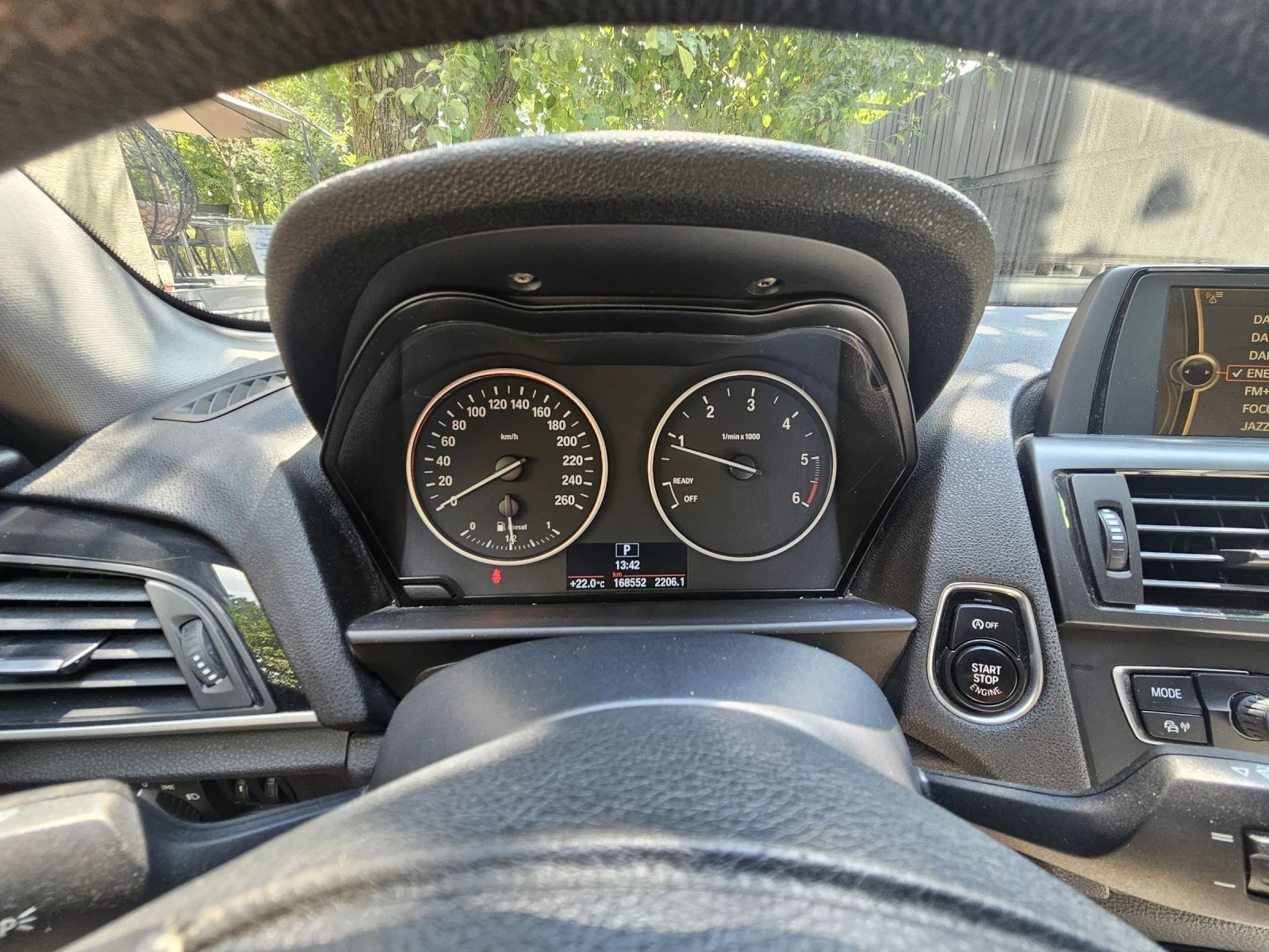 BMW 116 Автоматик - изображение 10