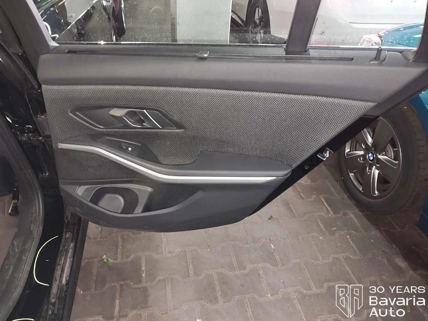 BMW 320 d Touring Steptronic - изображение 8