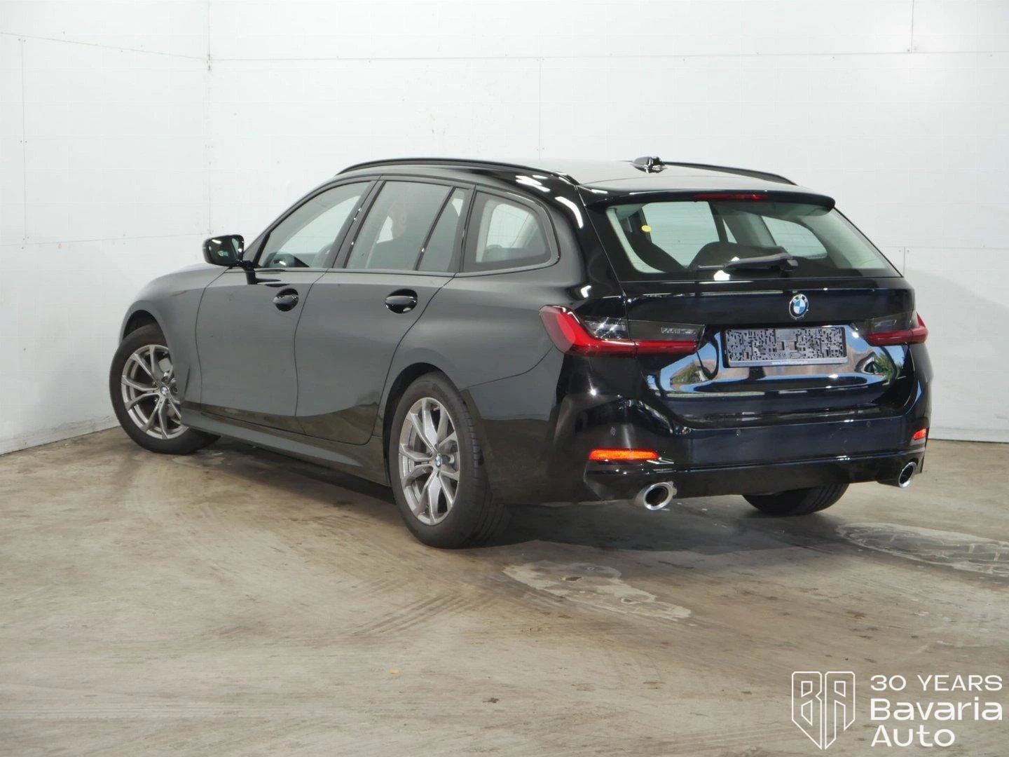 BMW 320 d Touring Steptronic - изображение 2