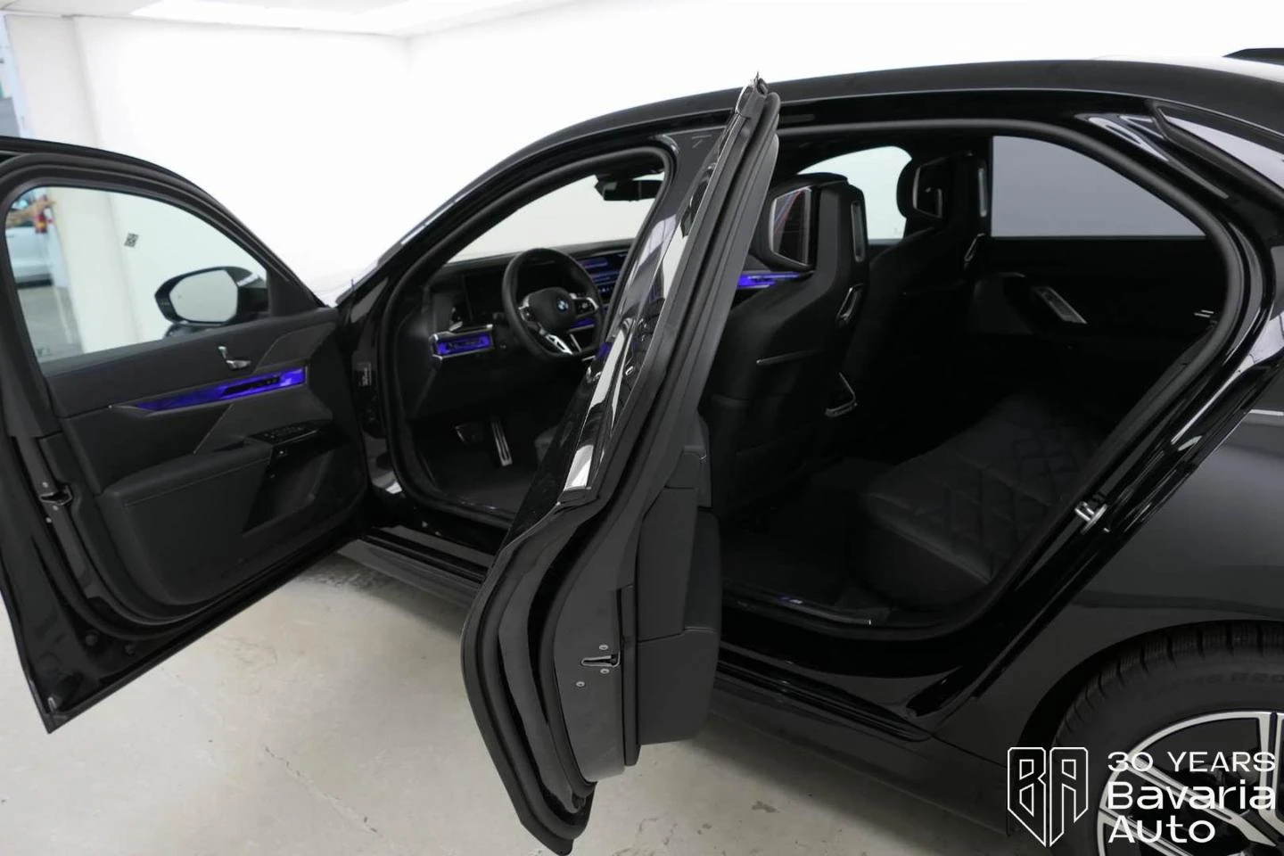 BMW 740 d xDrive M Sport Paket - изображение 5