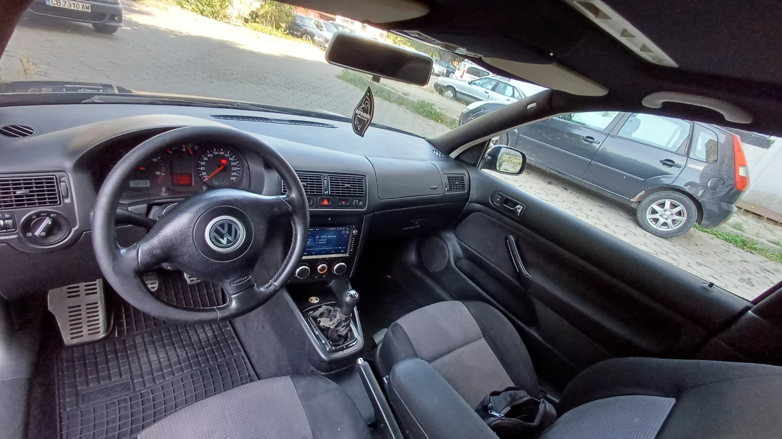 VW Golf Цял за части - изображение 9