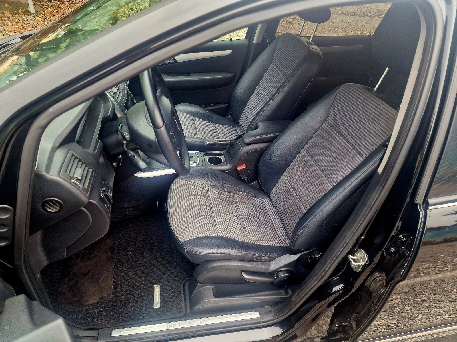 Mercedes-Benz B 180 AUTOMATIC - изображение 8
