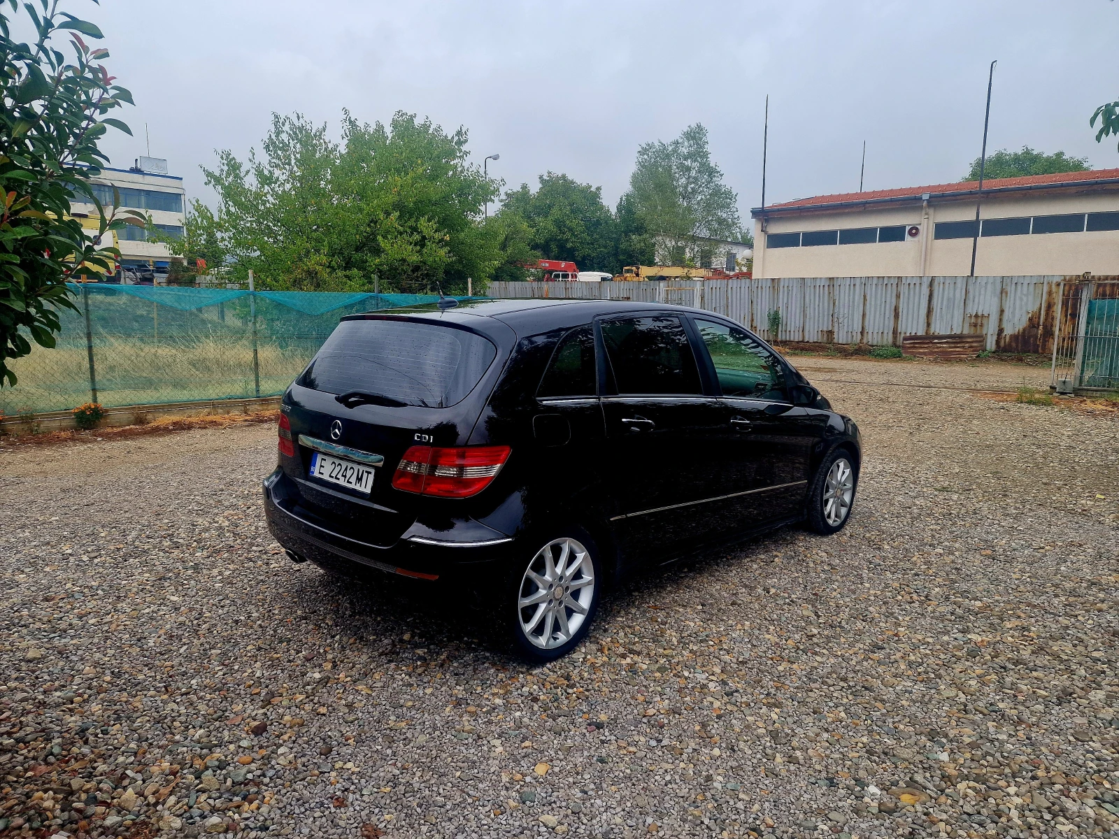 Mercedes-Benz B 180 AUTOMATIC - изображение 5