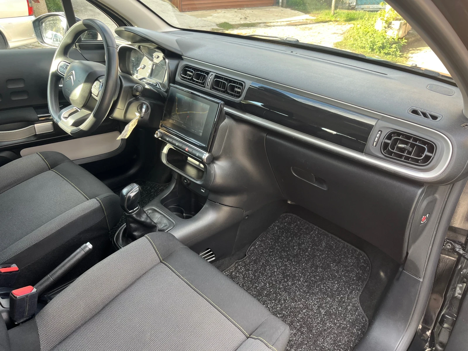 Citroen C3 * CarPlay* LineAssist  | Mobile.bg   14