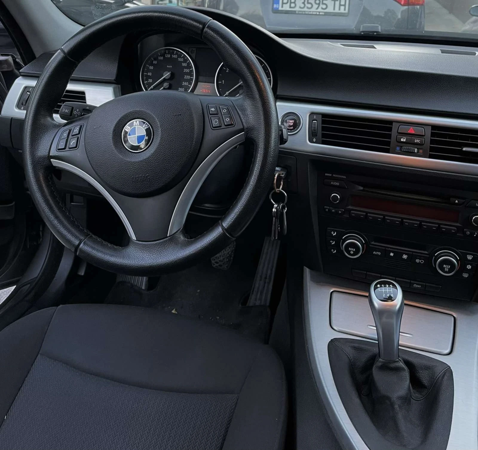 BMW 320  - изображение 5