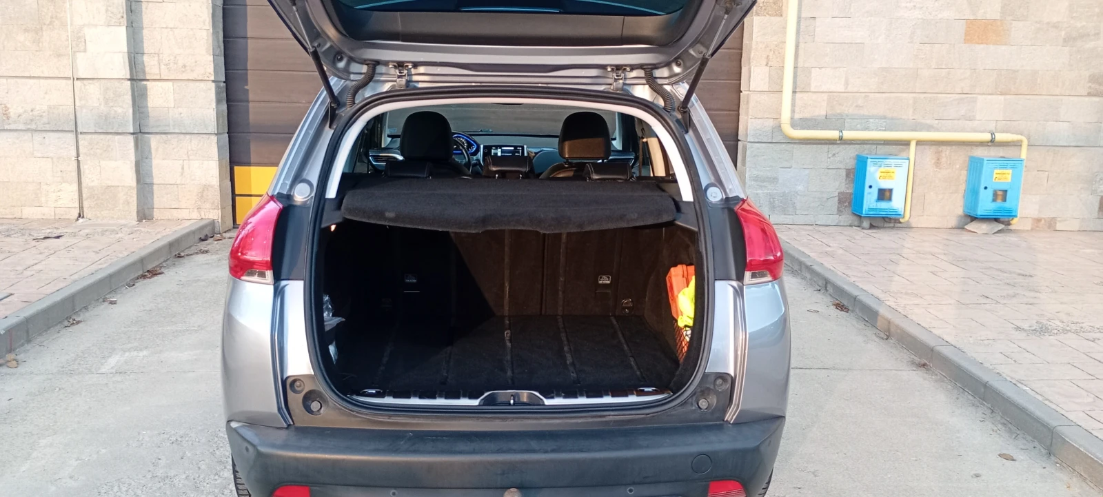 Peugeot 2008 1.6 HDI | Mobile.bg   13