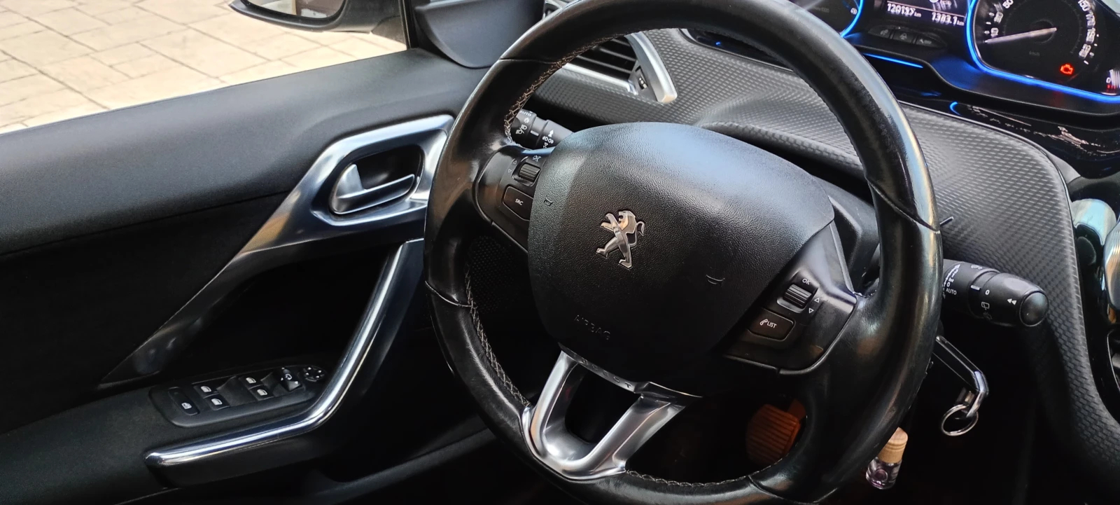 Peugeot 2008 1.6 HDI | Mobile.bg   14